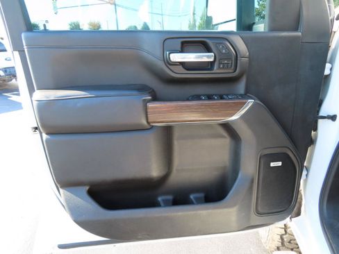 Used 2022 Chevrolet Silverado 3500 High Country w/ Safety Package II AWD/4WD image 24