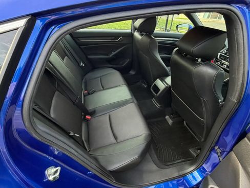 Used 2019 Honda Accord Sport image 16