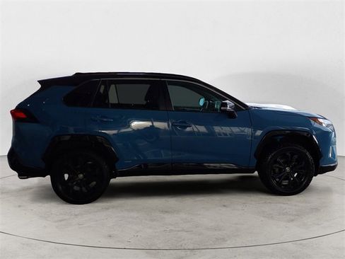 Used 2022 Toyota RAV4 XSE image 6