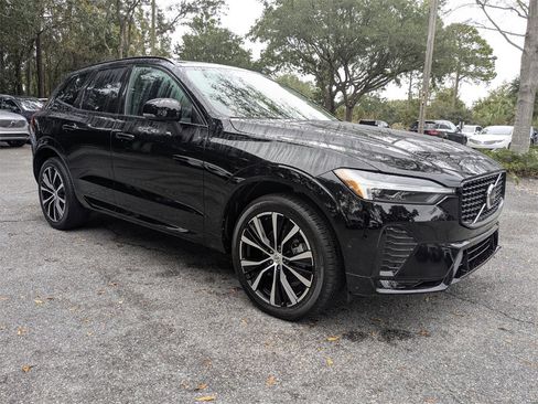 Used 2023 Volvo XC60 B5 Plus w/ Protection Package image 2