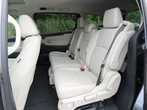 New 2026 Honda Odyssey EX-L image 13