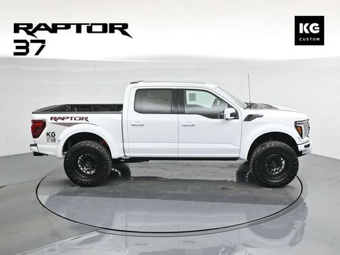 Used 2025 Ford F150 Raptor AWD/4WD image 55
