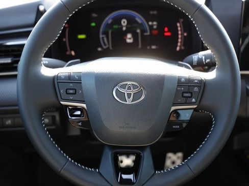 New 2026 Toyota Camry SE image 13