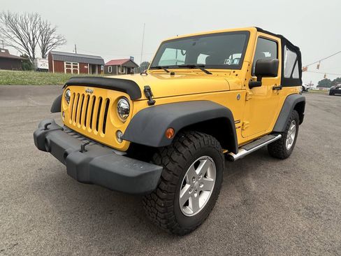 Used 2015 Jeep Wrangler Sport w/ Quick Order Package 24S AWD/4WD image 2