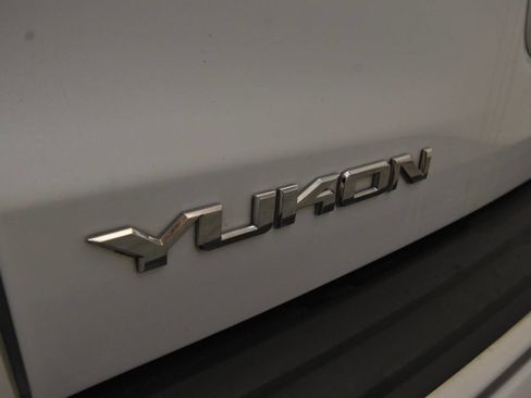 Used 2018 GMC Yukon Denali w/ Open Road Package image 34