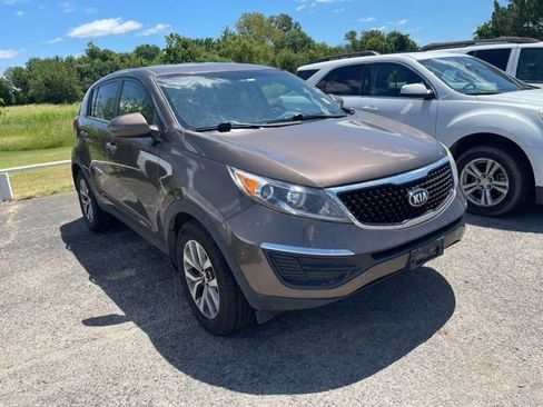 Used 2015 Kia Sportage LX FWD image 3