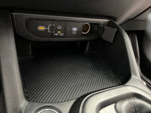 Used 2025 Kia K4 FWD image 43