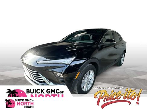 Used 2025 Buick Envista Preferred w/ Advanced Safety Package FWD image 1