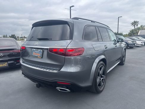 Used 2024 Mercedes-Benz GLS 450 4MATIC image 5