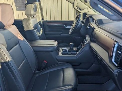 Used 2024 GMC Sierra 1500 Denali w/ Technology Package AWD/4WD image 28
