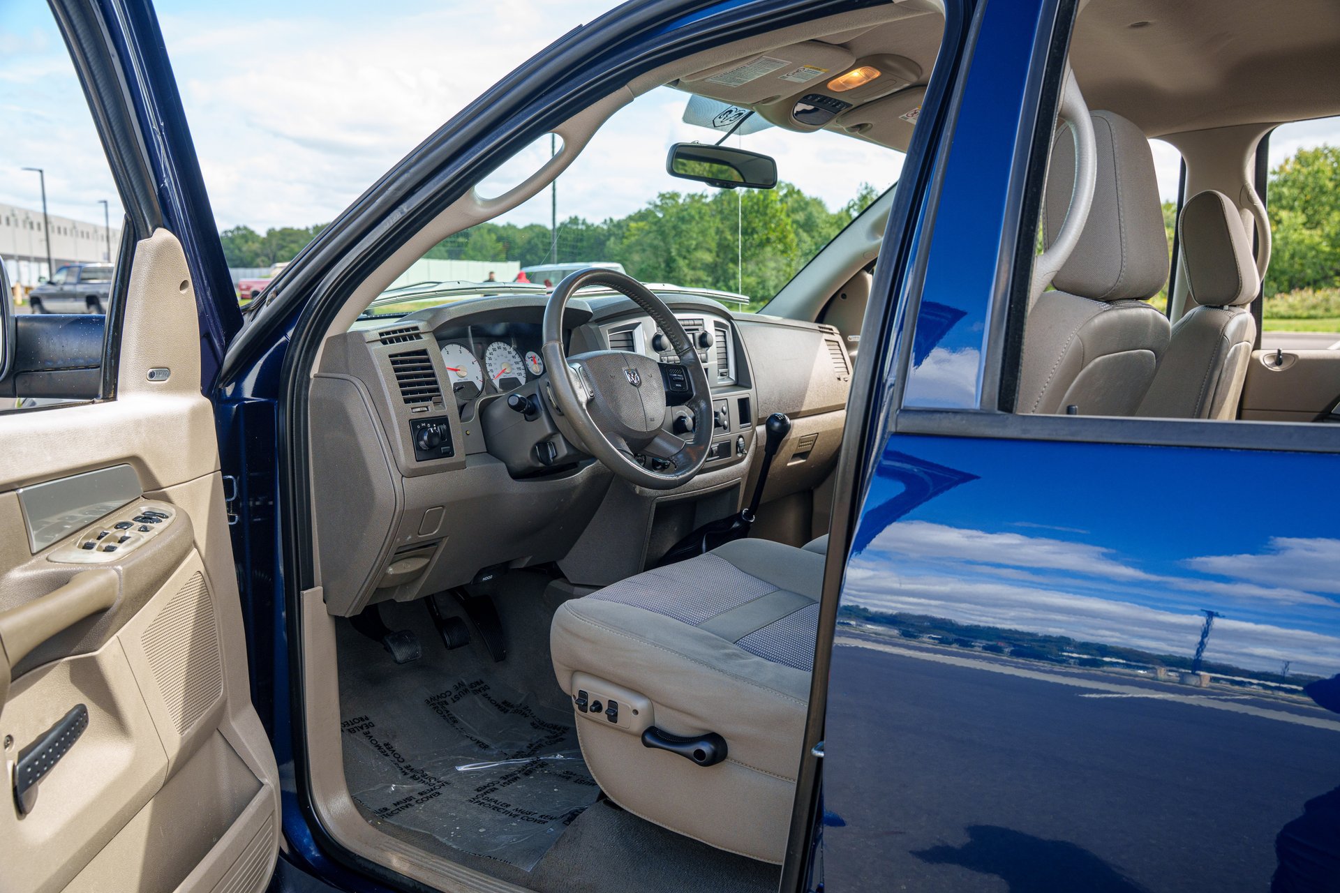 Used 2009 Dodge Ram 2500 Truck SLT w/ Popular Equipment Group AWD/4WD image 38