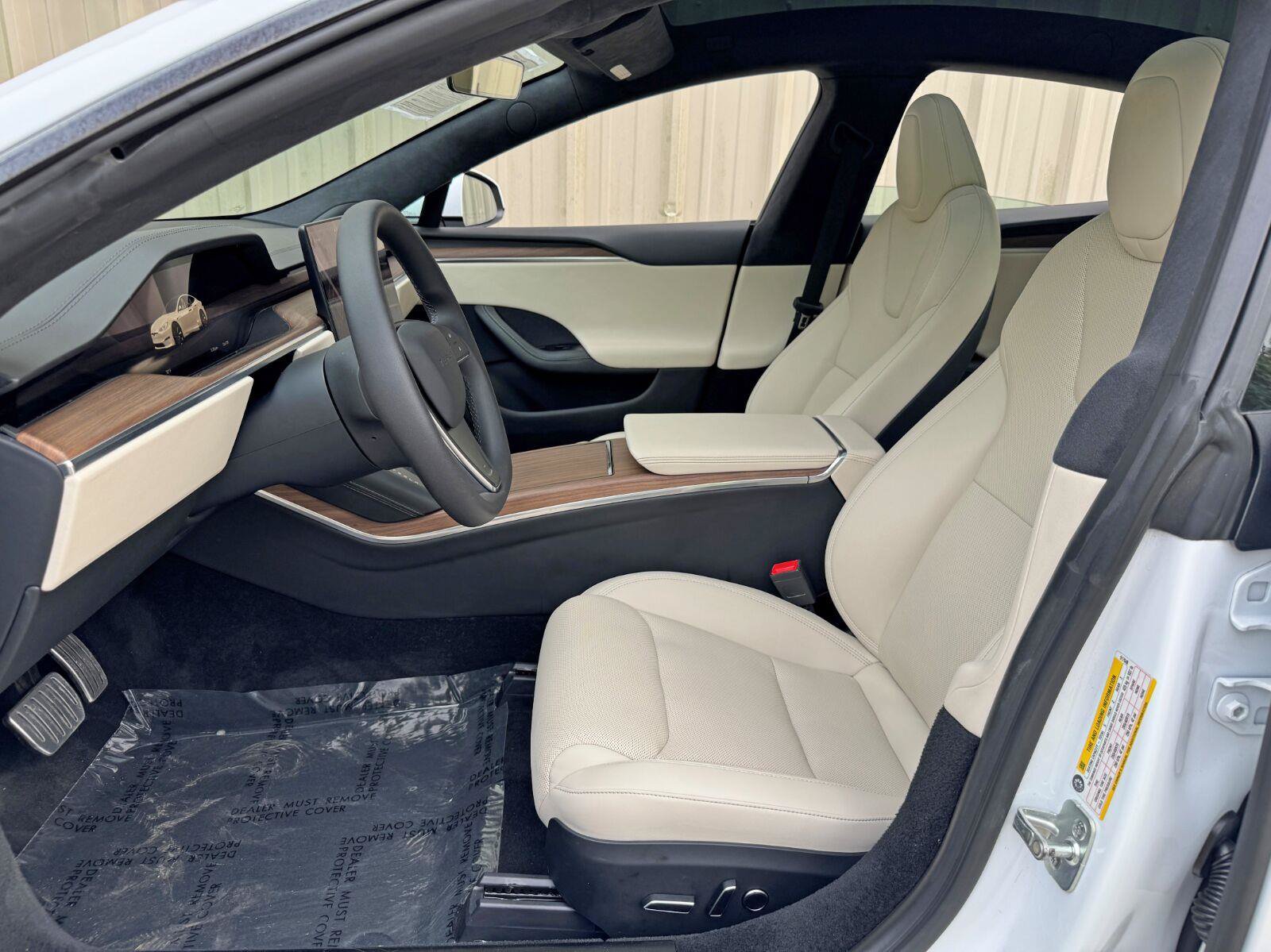 Used 2023 Tesla Model S Standard Range AWD/4WD image 17