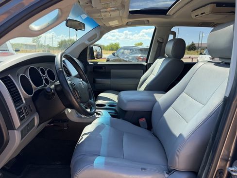 Used 2013 Toyota Sequoia SR5 RWD image 15