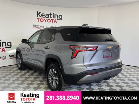 Used 2026 Chevrolet Equinox LT AWD/4WD image 6