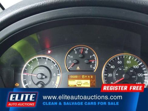 Used 2015 Nissan Armada SL image 14