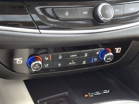 Certified 2024 Buick Enclave Avenir w/ Avenir Technology Package image 18