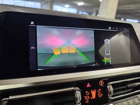 Used 2023 BMW M4 Coupe image 18