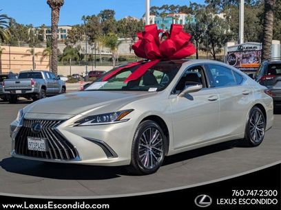 Used 2025 Lexus ES 350 w/ Premium Package