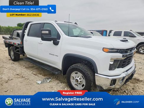 Used 2024 Chevrolet Silverado 2500 LT w/ Convenience Package AWD/4WD image 5
