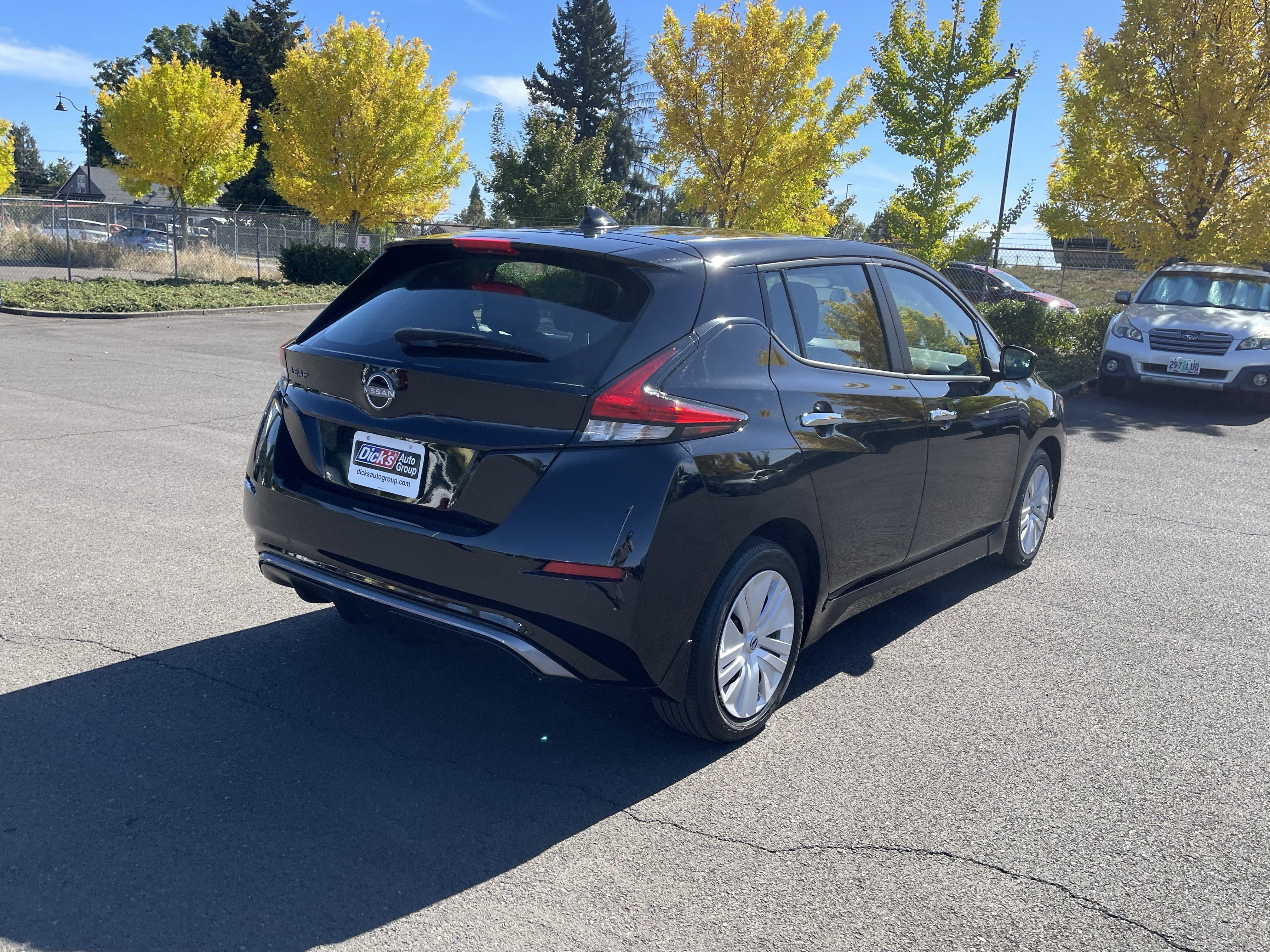 Used 2025 Nissan Leaf S FWD image 5