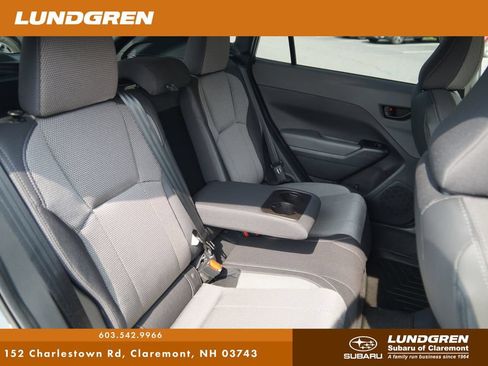 Used 2024 Subaru Crosstrek 2.0i Premium AWD/4WD image 30