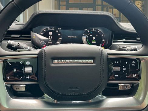 New 2026 Land Rover Range Rover SE AWD/4WD image 16