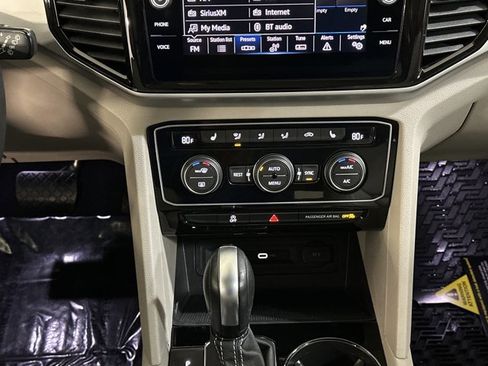 Certified 2022 Volkswagen Atlas SE w/ Panoramic Sunroof Package image 33