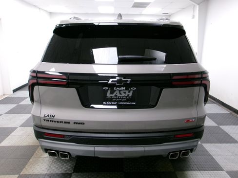 New 2026 Chevrolet Traverse Z71 w/ Driver Confidence Package image 12