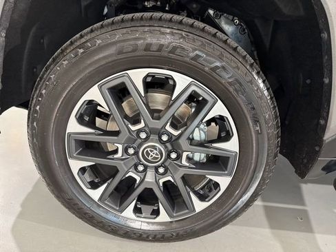 Used 2024 Toyota Tundra Limited image 14