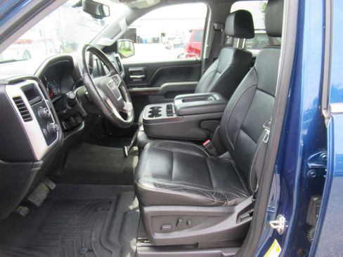 Used 2017 GMC Sierra 1500 SLT w/ Suspension Package, Off-Road AWD/4WD image 14