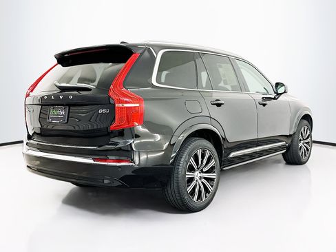 Used 2024 Volvo XC90 B5 Core w/ Climate Package image 9