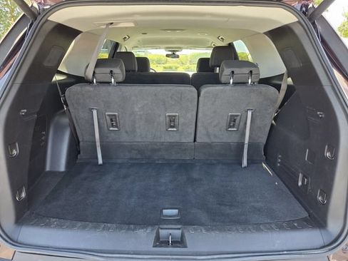 Certified 2021 Chevrolet Traverse LT AWD/4WD image 17