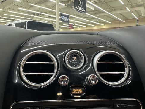 Used 2016 Bentley Continental GT image 27