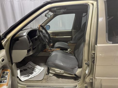 Used 2002 INFINITI QX4 Luxury image 19