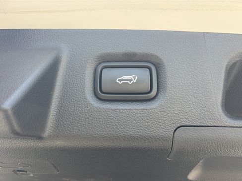 Used 2023 Hyundai Santa Fe SEL AWD/4WD image 12