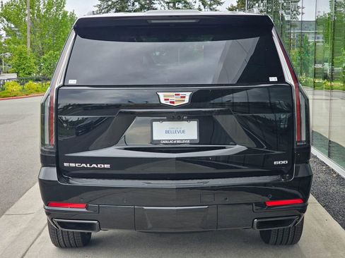 New 2026 Cadillac Escalade Platinum Sport AWD/4WD image 4