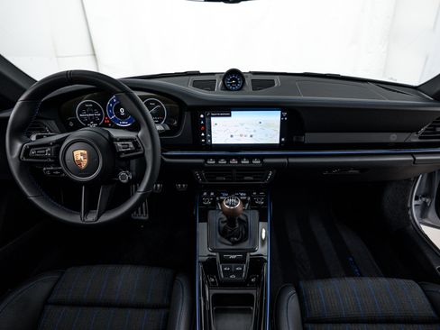 New 2026 Porsche 911 Carrera T image 13