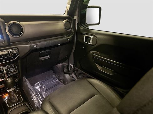 Used 2020 Jeep Gladiator Sport w/ Quick Order Package 24S image 25