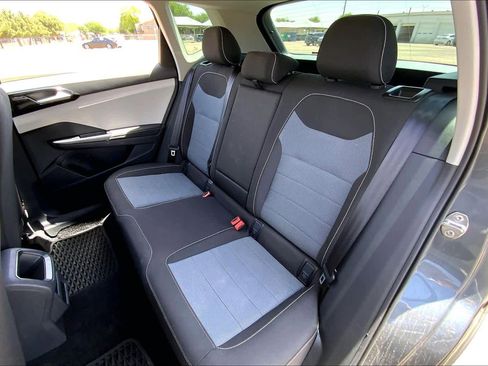 Used 2025 Volkswagen Taos S image 21