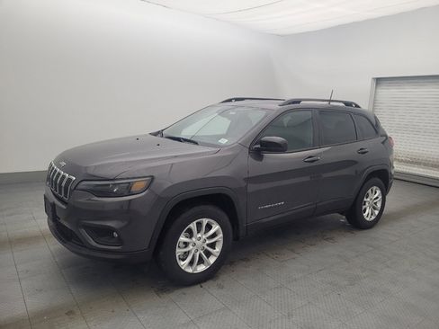 Used 2022 Jeep Cherokee Latitude Lux AWD/4WD image 2