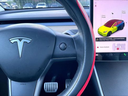 Used 2020 Tesla Model Y Performance AWD/4WD image 25