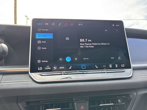 New 2026 Volkswagen Tiguan SE R-Line FWD image 22