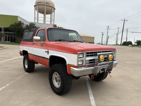Used 1987 Chevrolet Blazer 4WD image 6
