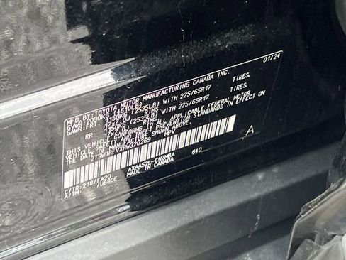 Used 2024 Toyota RAV4 XLE FWD image 35