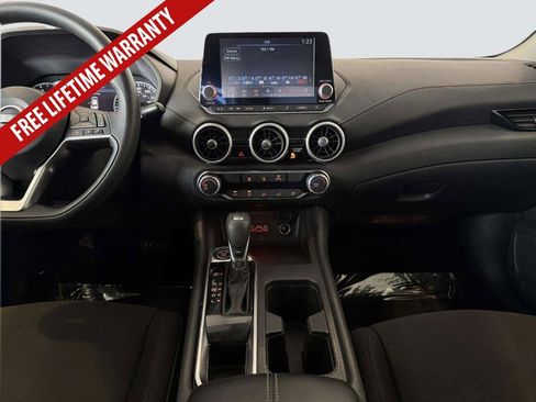 Used 2024 Nissan Sentra SV FWD image 22