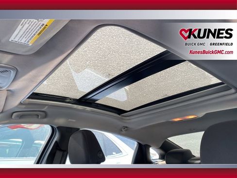 Used 2023 Chevrolet Malibu LT image 17