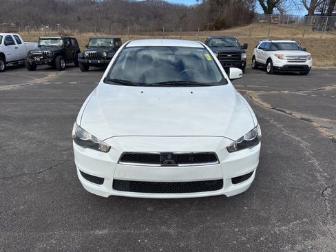 Used 2015 Mitsubishi Lancer ES image 3