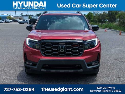 Used 2023 Honda Passport TrailSport image 8