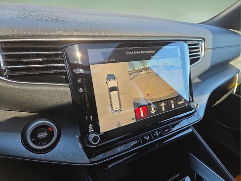 New 2026 Jeep Grand Wagoneer 4WD w/ Premium Group I image 17