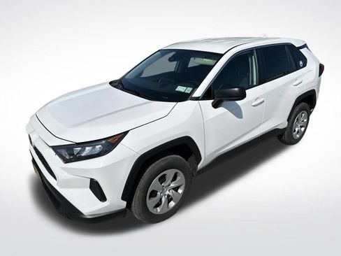 Used 2022 Toyota RAV4 LE AWD/4WD image 8